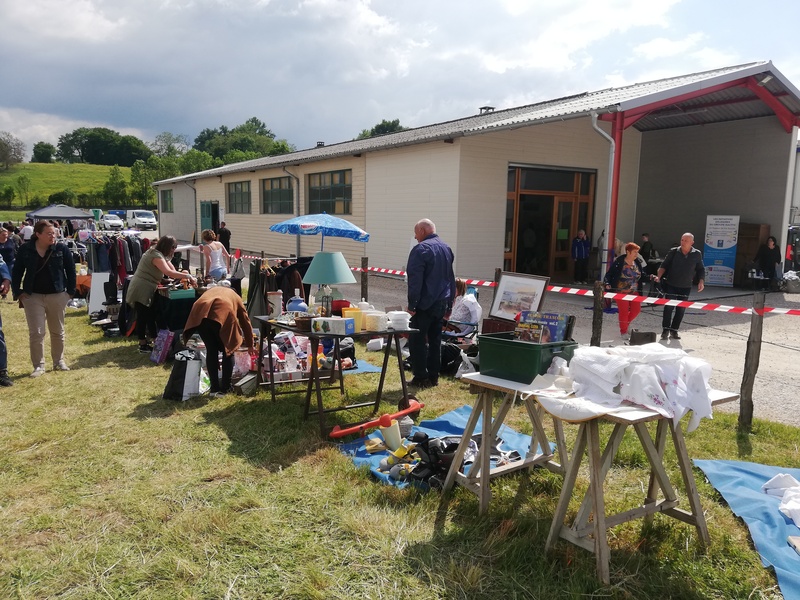 vide grenier Recyclerie du Guiers 2