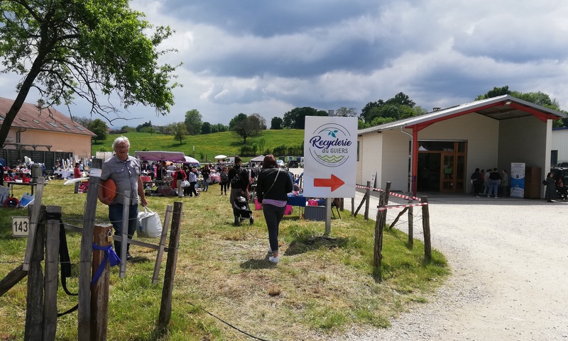 vide grenier Recyclerie du Guiers 4