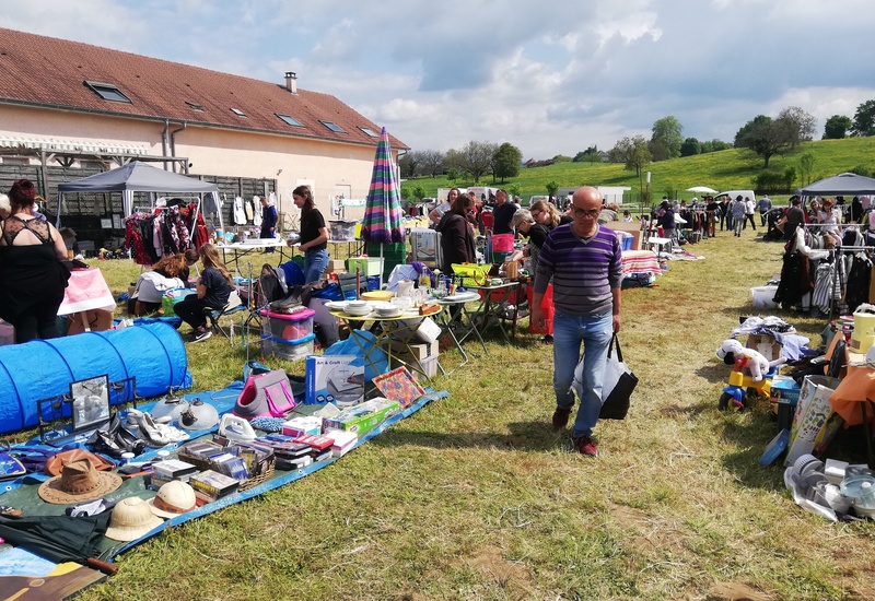 vide grenier Recyclerie du Guiers 5