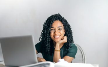 pexels-andrea-piacquadio-3769021