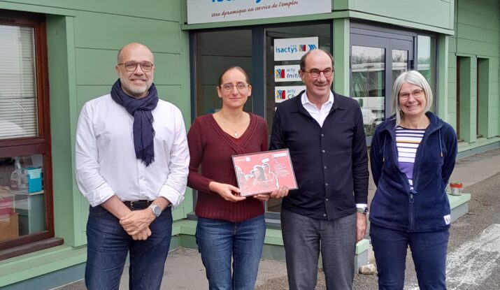 La Fondation SFR soutient l’association ACTY INITIATIVES projet numérique Groupe Isactys Laurent Pinet Isabelle Lebihan gilles Couvez